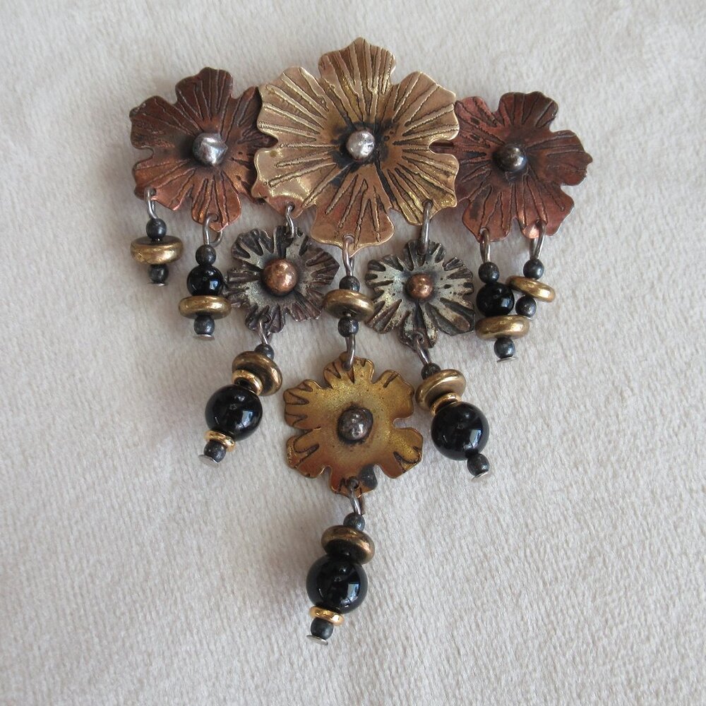 RARE ANTIQUE BRONZE & BEAD GLASS FLORAL BROOCH PIN Three Tone Metal, 2" Width